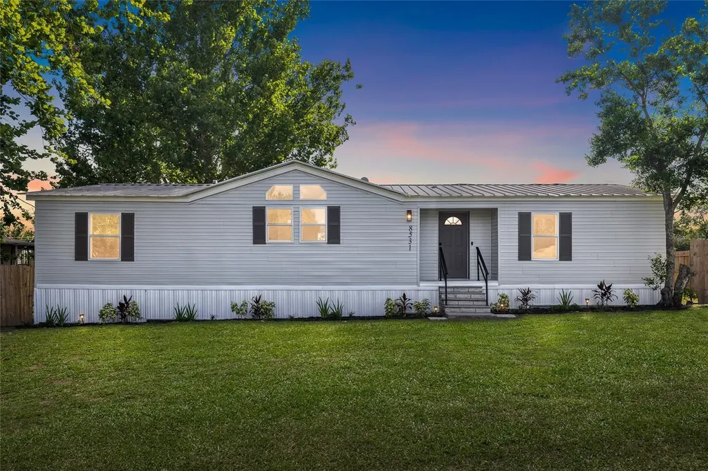 8531 Semmes Street Zephyrhills FL 33540