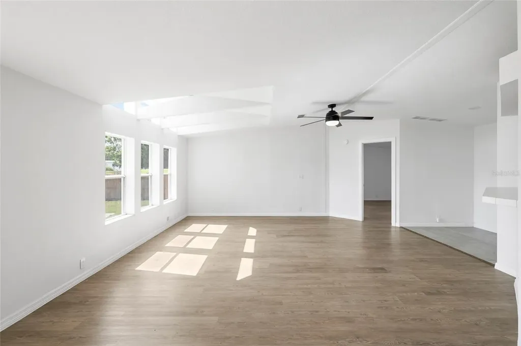 8531 Semmes Street Zephyrhills FL 33540