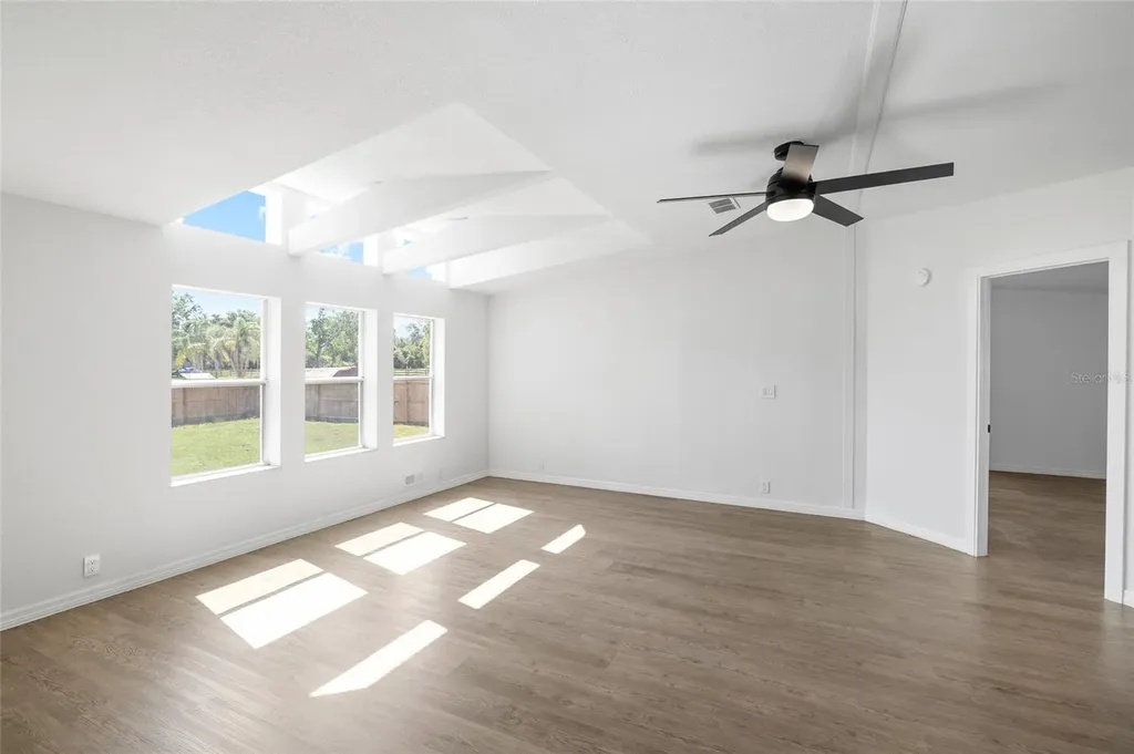 8531 Semmes Street Zephyrhills FL 33540