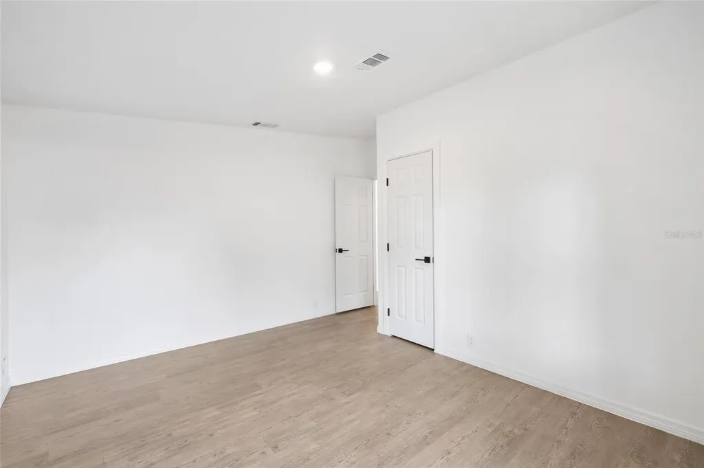 8531 Semmes Street Zephyrhills FL 33540