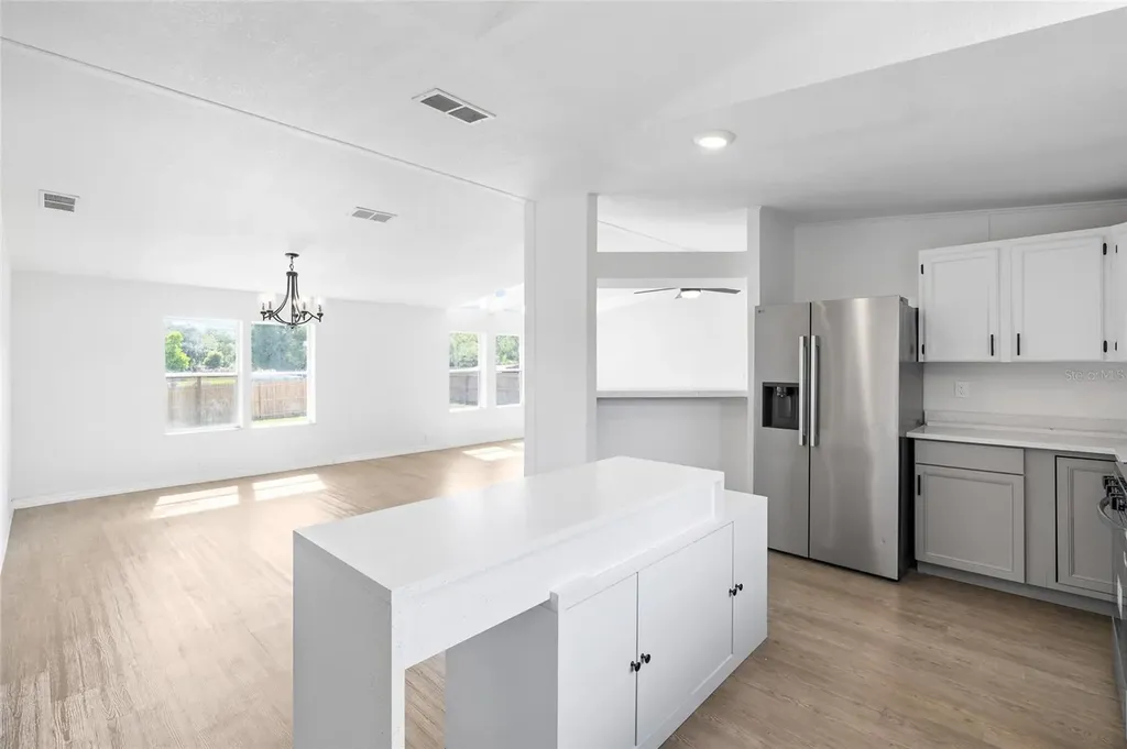 8531 Semmes Street Zephyrhills FL 33540