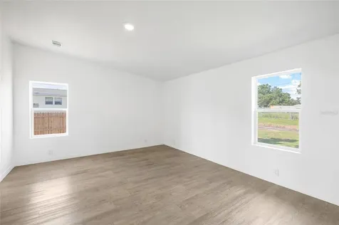 8531 Semmes Street Zephyrhills FL 33540