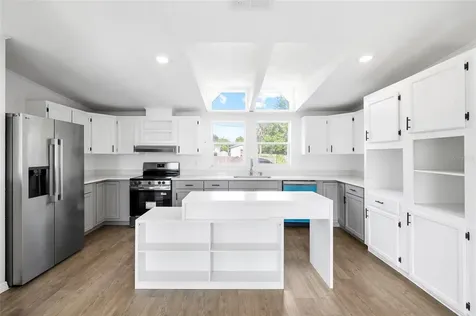 8531 Semmes Street Zephyrhills FL 33540