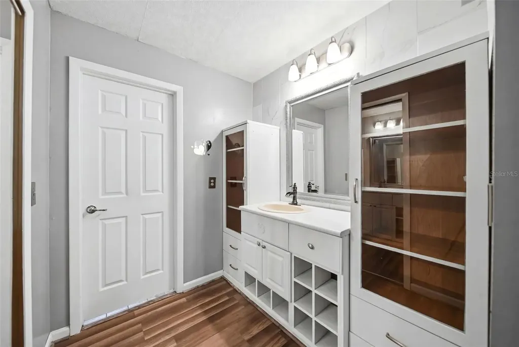 10120 Chesham Drive Orlando FL 32817