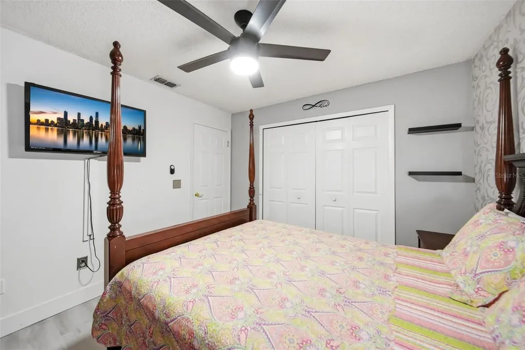 10120 Chesham Drive Orlando FL 32817
