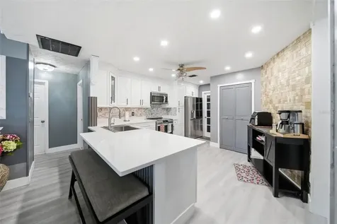 10120 Chesham Drive Orlando FL 32817