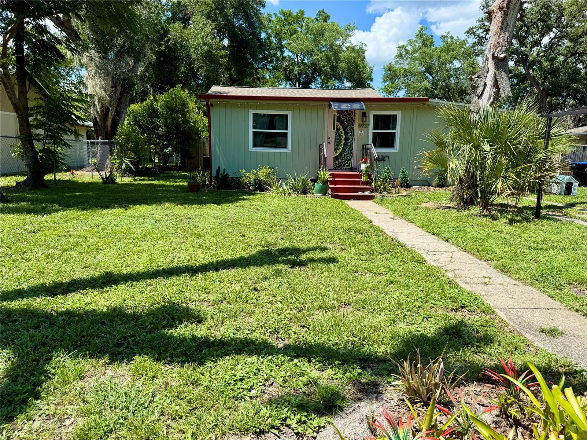 5937 Uona Avenue Orlando FL 32835