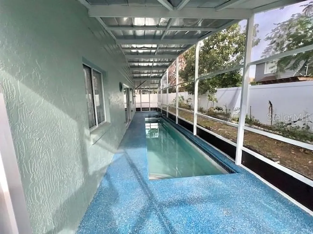 208 Coral Reef Circle Kissimmee FL 34743