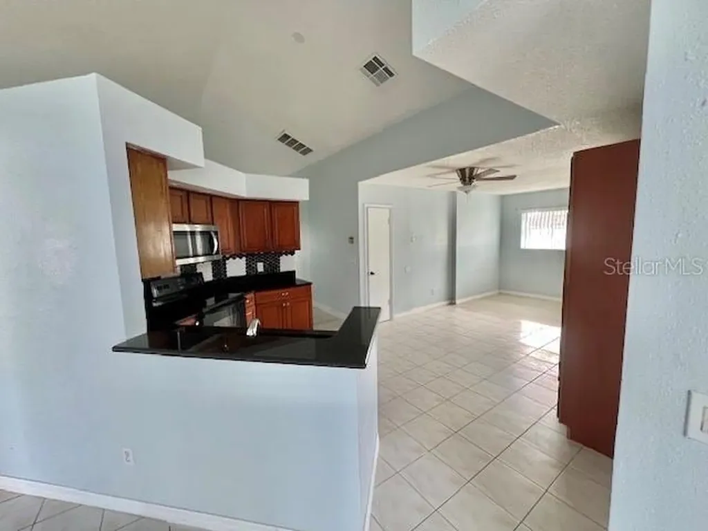 208 Coral Reef Circle Kissimmee FL 34743