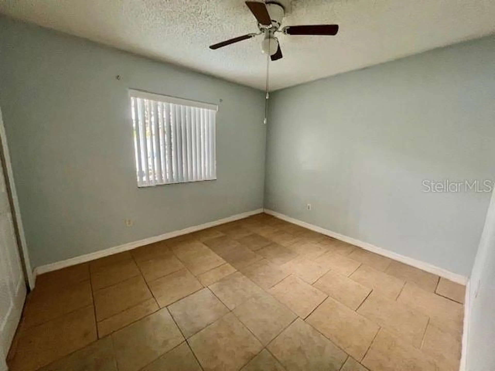 208 Coral Reef Circle Kissimmee FL 34743