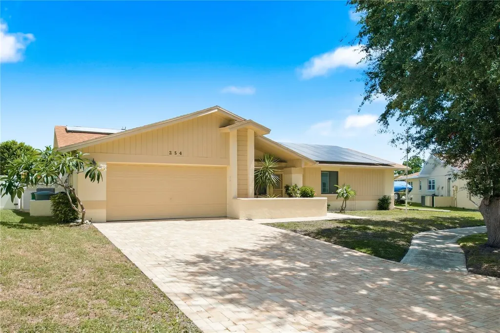 254 Timberview Drive Safety Harbor FL 34695