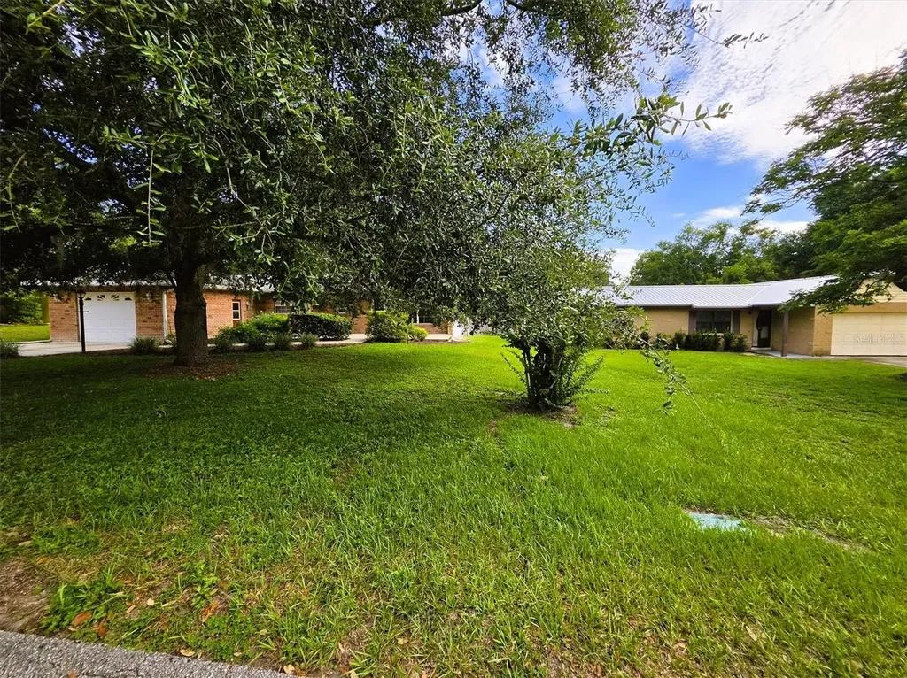 735 Overhill Road Deland FL 32720