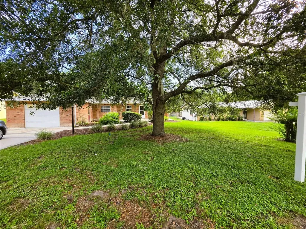 735 Overhill Road Deland FL 32720