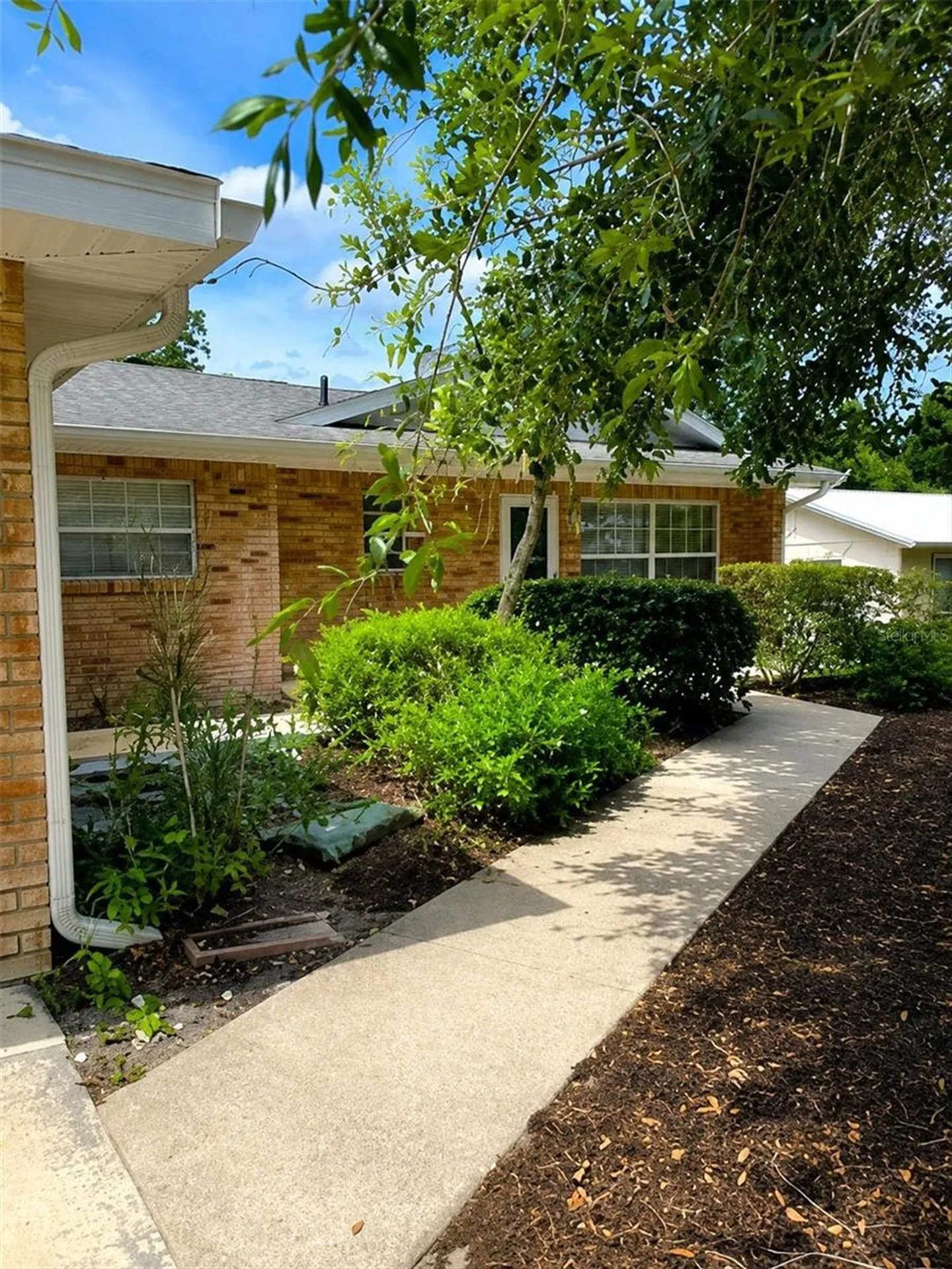 735 Overhill Road Deland FL 32720