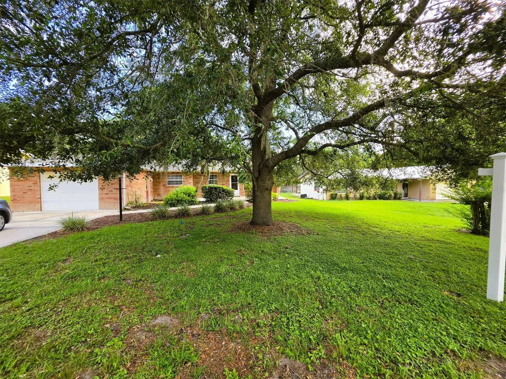 735 Overhill Road Deland FL 32720