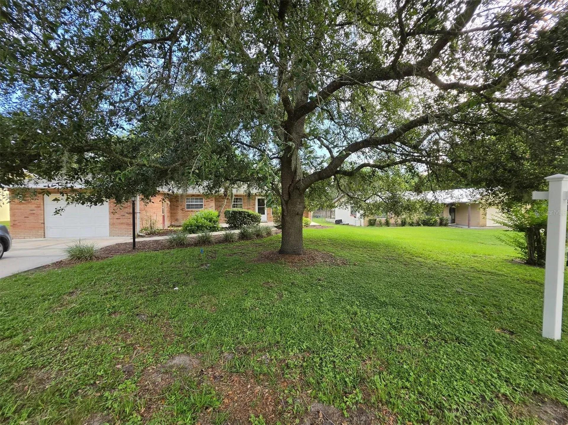 735 Overhill Road Deland FL 32720
