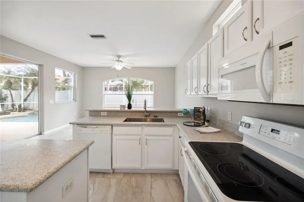 1113 Cane Mill Lane Bradenton FL 34212
