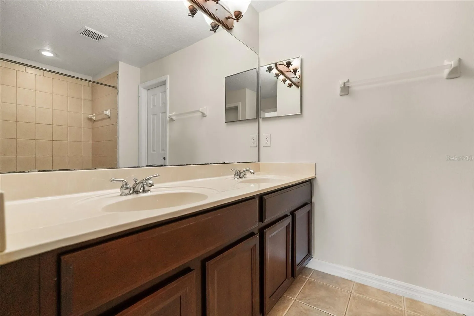 5454 Caramella Drive Orlando FL 32829