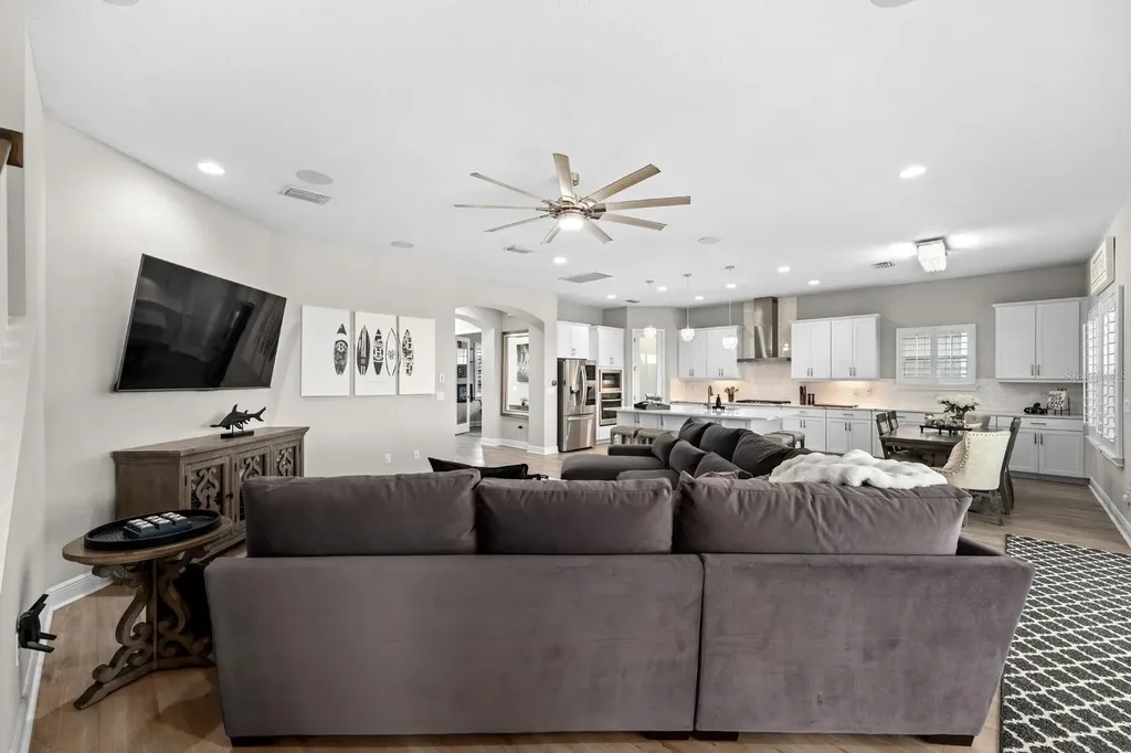 7631 Paradiso Drive Apollo Beach FL 33572