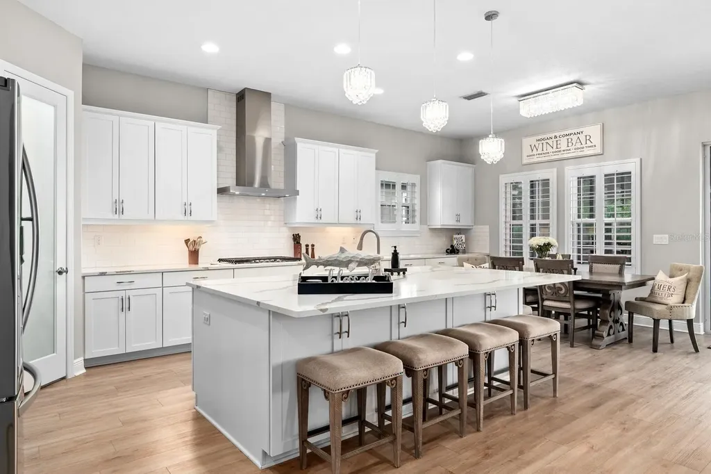 7631 Paradiso Drive Apollo Beach FL 33572