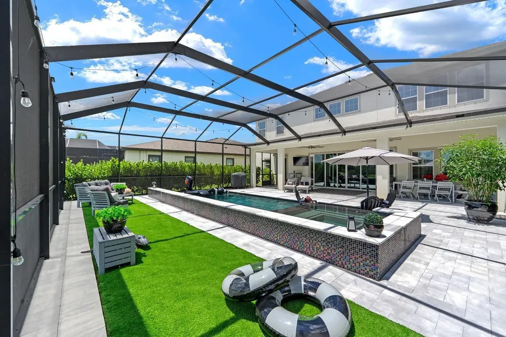 7631 Paradiso Drive Apollo Beach FL 33572