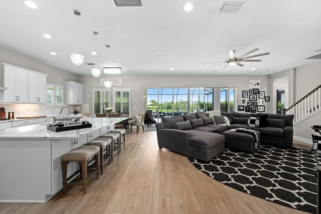 7631 Paradiso Drive Apollo Beach FL 33572