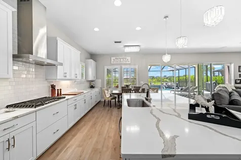 7631 Paradiso Drive Apollo Beach FL 33572