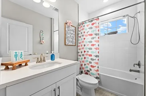 7631 Paradiso Drive Apollo Beach FL 33572