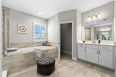 7631 Paradiso Drive Apollo Beach FL 33572