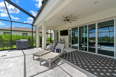 7631 Paradiso Drive Apollo Beach FL 33572