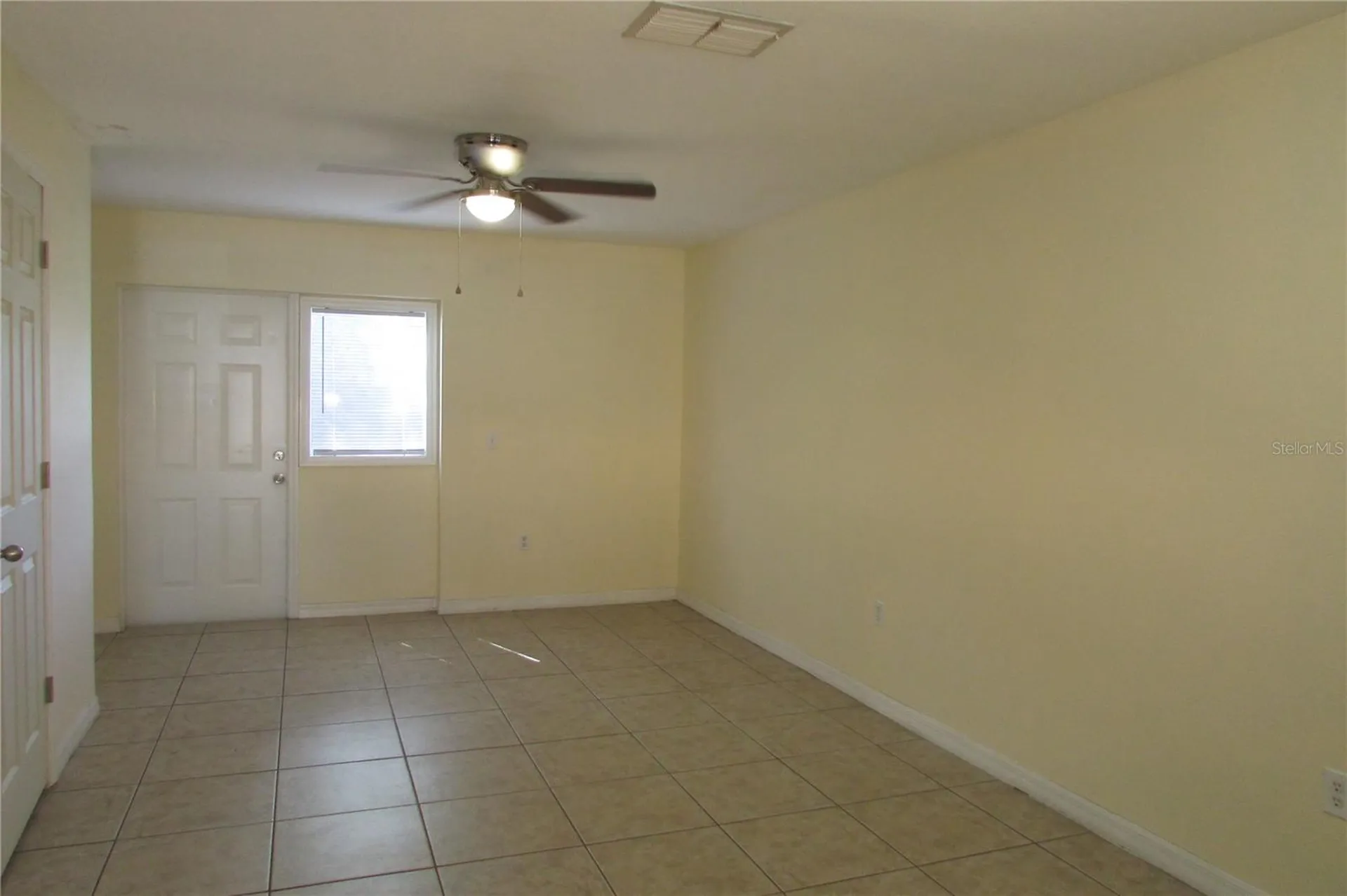 261 Autumn Lane Kissimmee FL 34743