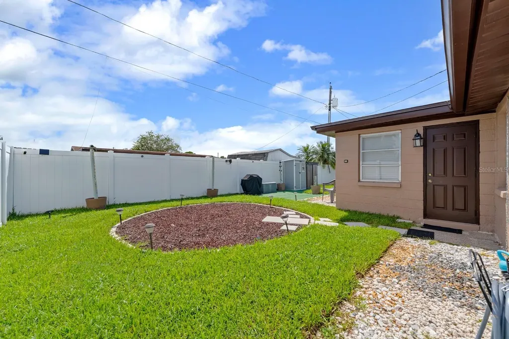 2152 Arcadia Road Holiday FL 34690