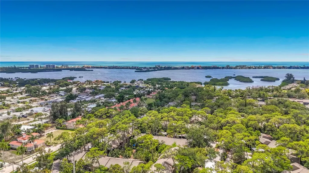 1715 Pelican Cove Road Sarasota FL 34231