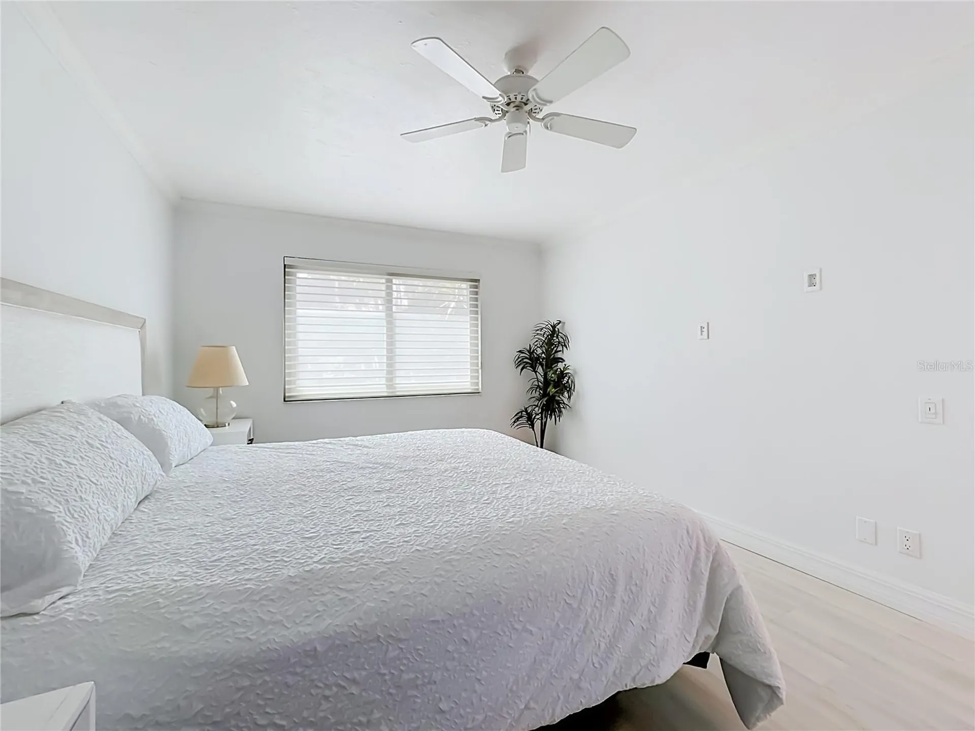 1715 Pelican Cove Road Sarasota FL 34231