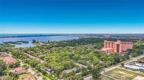 1715 Pelican Cove Road Sarasota FL 34231