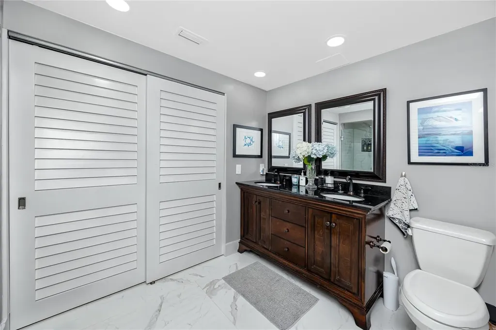 736 Island Way Clearwater Beach FL 33767