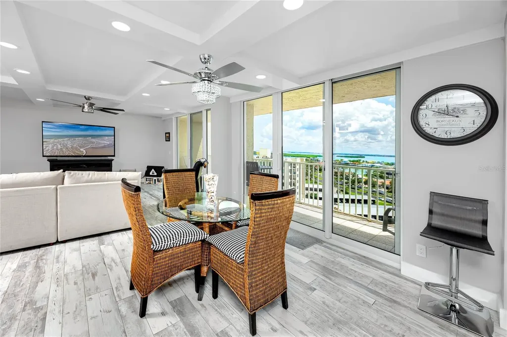 736 Island Way Clearwater Beach FL 33767