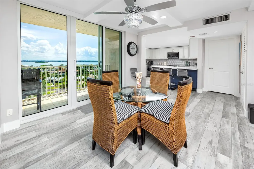736 Island Way Clearwater Beach FL 33767