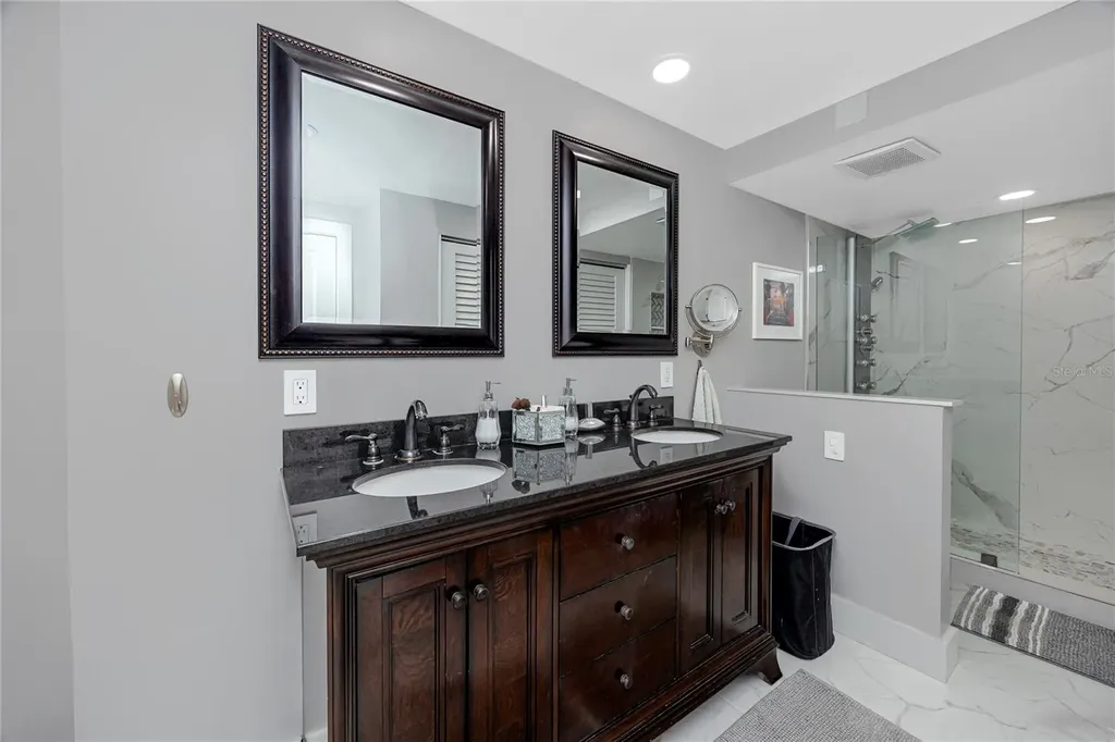 736 Island Way Clearwater Beach FL 33767