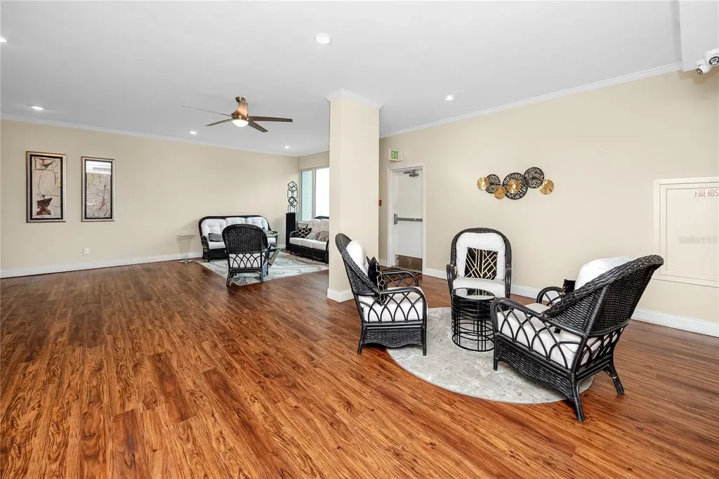 736 Island Way Clearwater Beach FL 33767