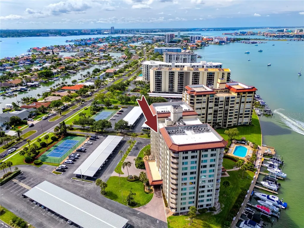 736 Island Way Clearwater Beach FL 33767
