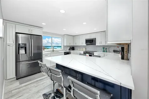 736 Island Way Clearwater Beach FL 33767