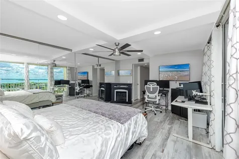 736 Island Way Clearwater Beach FL 33767