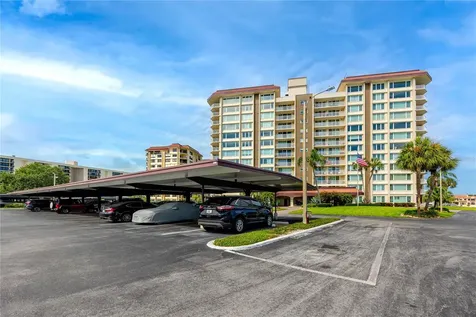 736 Island Way Clearwater Beach FL 33767