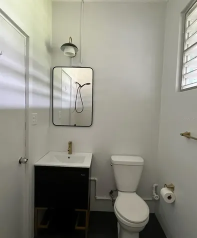 Circulo C Casa En Ramey Aguadilla PR 00603