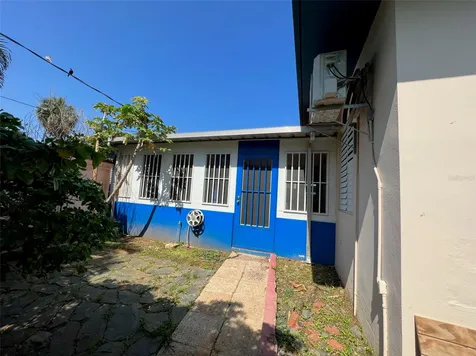 Circulo C Casa En Ramey Aguadilla PR 00603