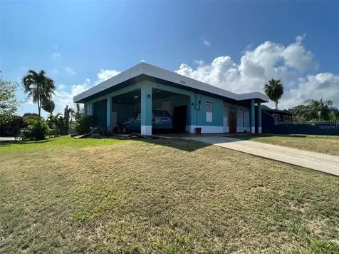 Circulo C Casa En Ramey Aguadilla PR 00603