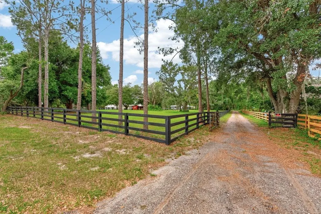 18410 30th Street Lutz FL 33559