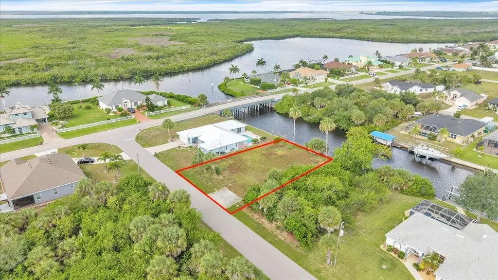 4515 Larkspur Court Port Charlotte FL 33948