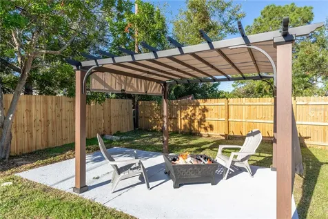 1234 29th Street N St Petersburg FL 33713